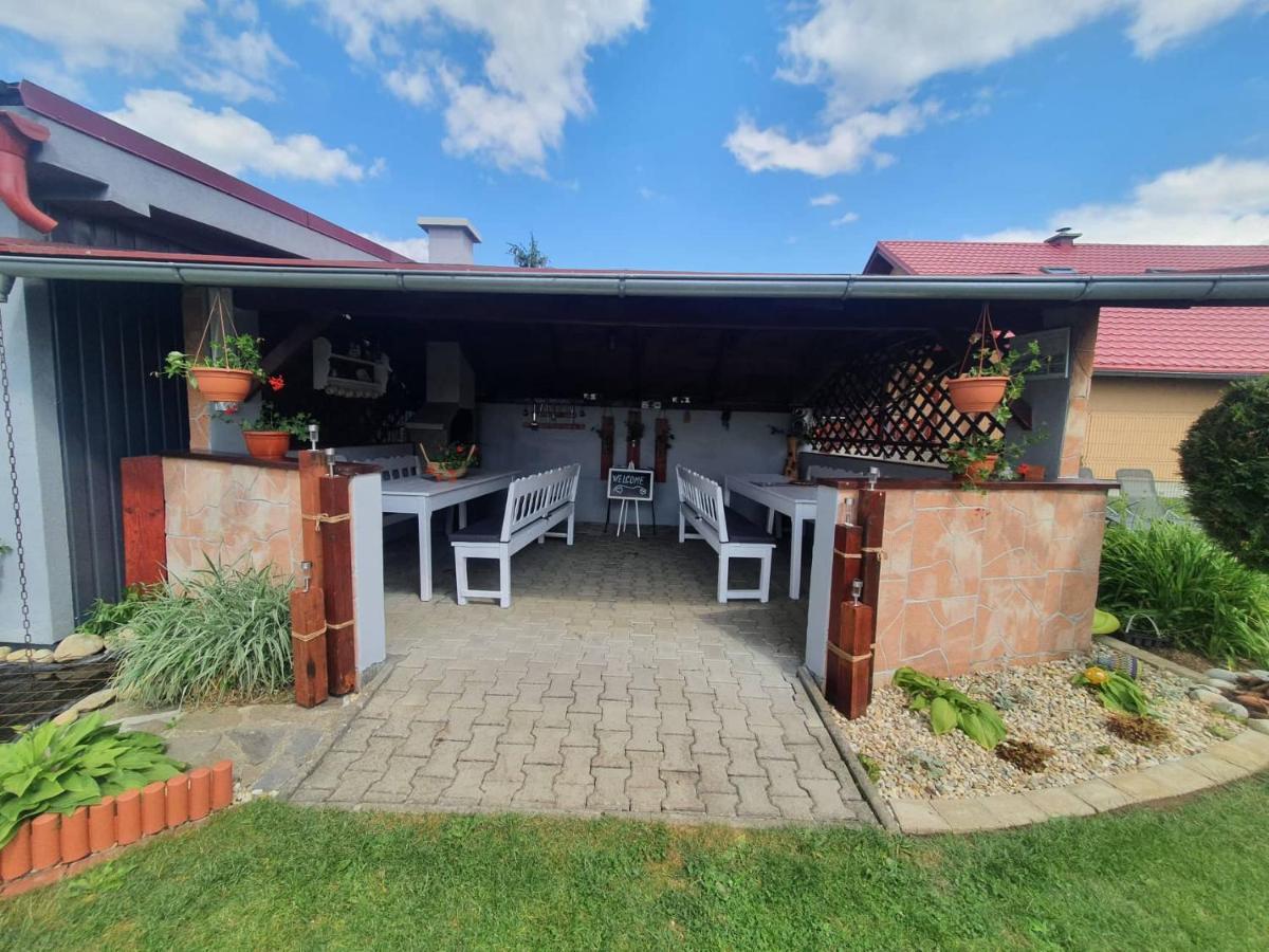Apartmanovy Dom Stela Bešeňová Exterior foto